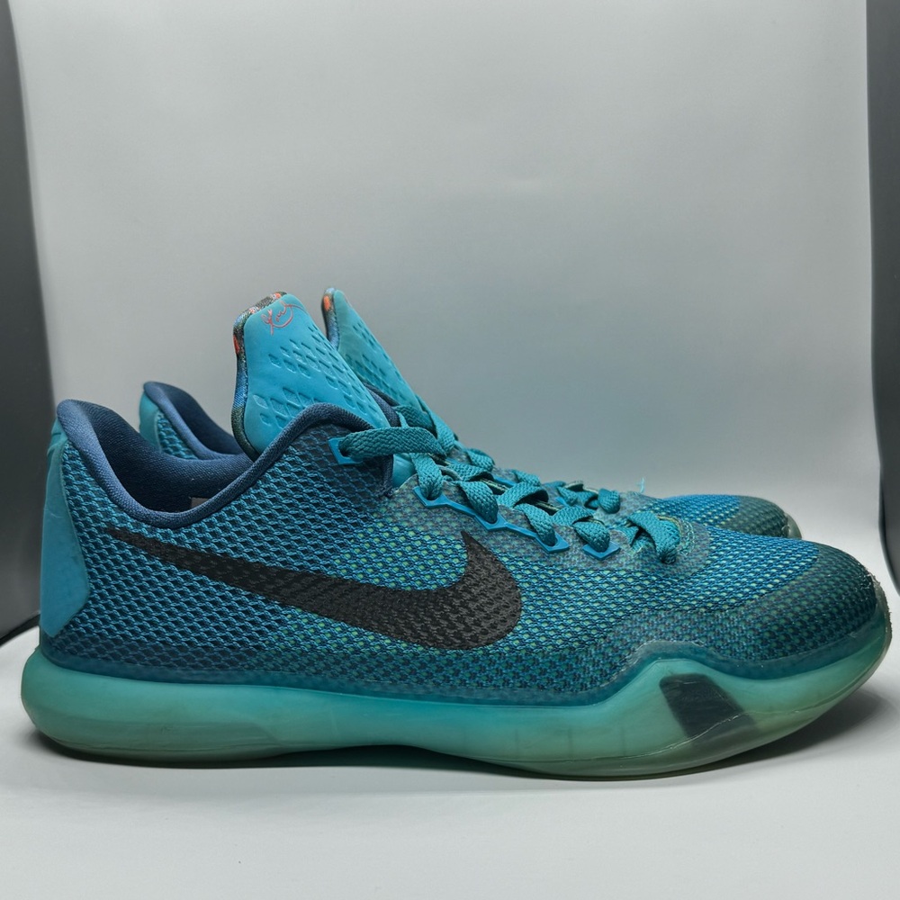 Kobe X “5AM Flight”